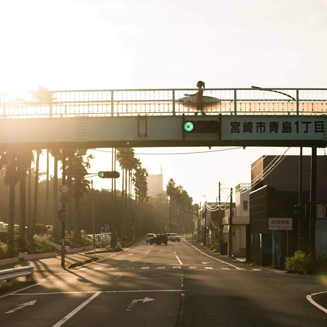 BILLABONG WOMENSさんのインスタグラム写真 - (BILLABONG WOMENSInstagram)「Meet @shinomatsuda, professional Billabong surfer who is leading the next generation of surfers in Japan. At only 17, the goofy-footer from Shonan has already secured a provisional spot in the 2021 Olympic Games’ first- ever surfing competition.  ”For me, surfing is a constant challenge. It’s exciting and gives me clarity on my dreams and goals. I hope, for that reason, it becomes more popular for women everywhere.” #KnowTheFeeling」8月21日 9時05分 - billabongwomens