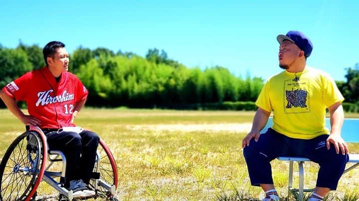 HIPPYのインスタグラム：「車椅子ソフトボールとの出会い 車椅子ソフトボールチーム［広島Salire］ 日本代表選手 江南君との出会い  誰でも参加できるこの競技を通して とてもとてもとてもとても 楽しい時間をすごさせてもらい 今のこと、これからのこと 穏やかに朗らかに話してくれました  またみんなに会えるのが楽しみです  24時間テレビ　愛は地球を救う ※HIPPYの出演は8/23（日） 11:24〜12:24 / 16:59〜17:23 広島テレビにてオンエアーされます  【ホームページ】 https://www.htv.jp/24tv/」