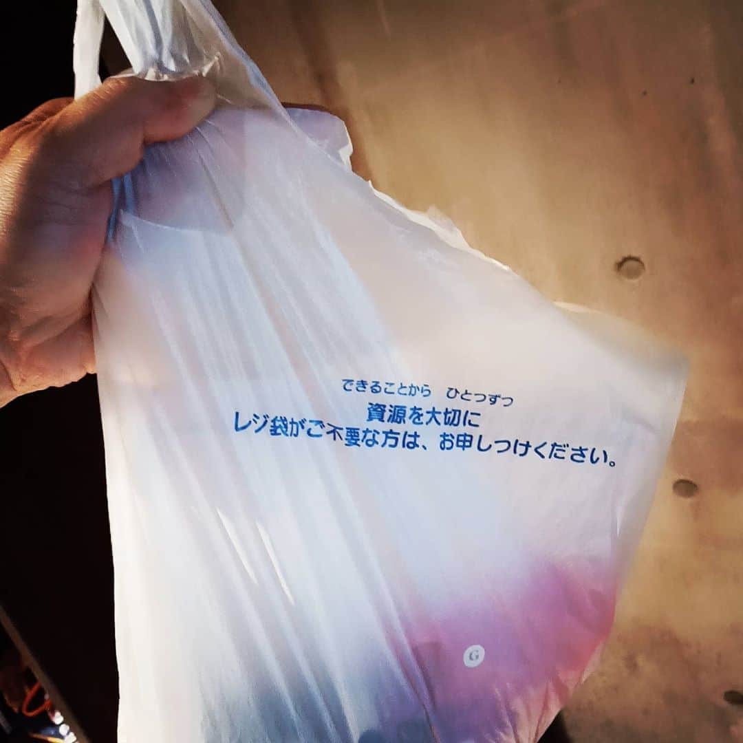 松本隆博のインスタグラム：「。 以前のレジ袋に書いてある表示。 (^-^)」