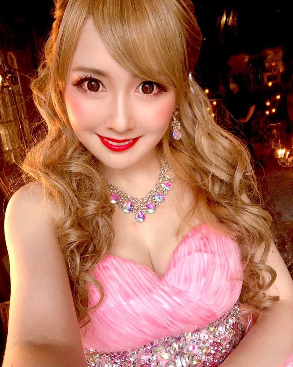 トキさんのインスタグラム写真 - (トキInstagram)「新衣装もおぴんく💖  #Aldious #アルディアス #aldioustoki」8月21日 10時59分 - aldioustoki