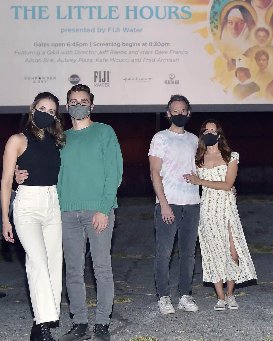 Just Jaredさんのインスタグラム写真 - (Just JaredInstagram)「Aubrey Plaza and boyfriend Jeff Baena attended a drive-in screening of their movie “The Little Hours” with other castmates like Dave Franco, Alison Brie, Kate Micucci, and Fred Armisen! #AubreyPlaza #JeffBaena #DaveFranco #AlisonBrie #KateMicucci #FredArmisen Photos: Getty」8月21日 11時15分 - justjared