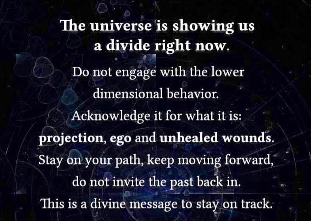 ケリー・ヒルソンのインスタグラム：「Some will wake up, some will choose to remain in the slumber. But it’s tricky cuz you’re choosing whether you realize it or not! Stay woke. Be wiser. Choose higher. Those who understand will understand. 💖」