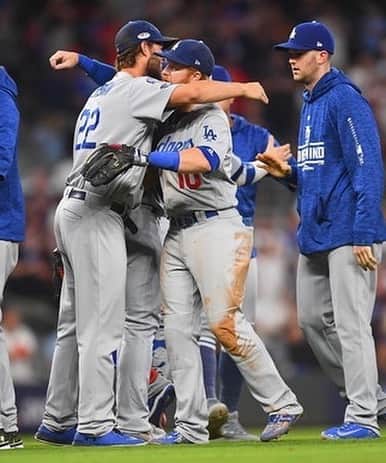 ジャスティン・ターナーのインスタグラム：「It’s an absolute pleasure watching @claytonkershaw work. Congrats on another milestone! 🐐」