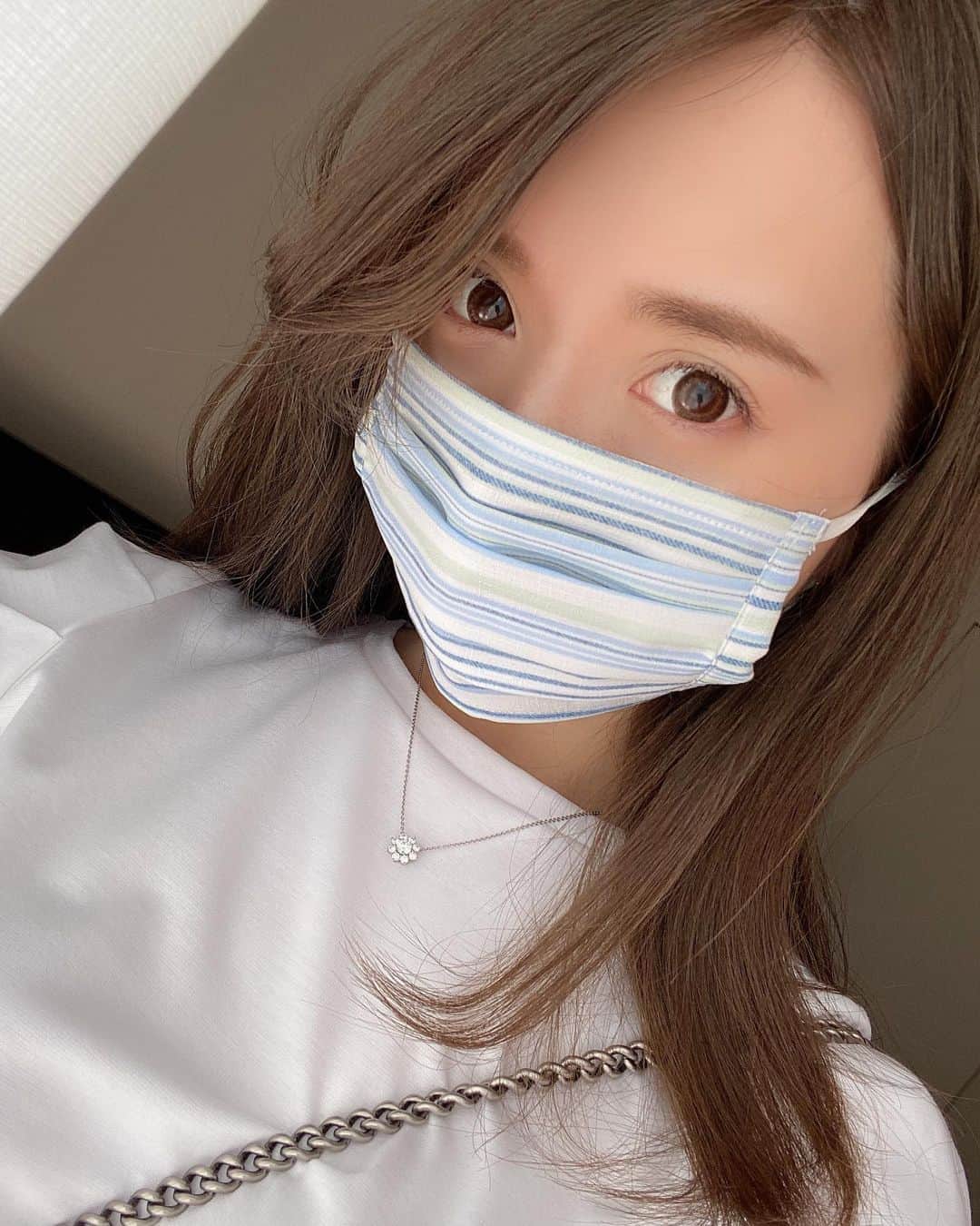 のインスタグラム：「みんな熱中症には気をつけてねー🔥  #マシェ #MACHE #マスク #マスクブランド #オリジナル柄 #接触冷感マスク #接触冷感 #布マスク #おしゃれマスク #お洒落マスク #ファッションマスク #抗菌 #抗菌加工 #防臭 #洗える #清潔 #小さめ #レディース #通勤 #通学 #飛沫防止 #小顔効果 #お洒落 #おしゃれ #可愛い #かわいい #楽天 #お洒落さんと繋がりたい #mask #japapnese」