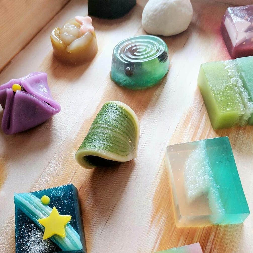 のインスタグラム：「Hey guys!  We will come back to "Saturday Organic Market" at Tema Doma Restauran tomorrow!! We will bring special item like:  - Matcha Warabi  Mochi  - Plain Warabi Mochi  - Matcha ice cream  - Black sesame ice cream  - Matcha mochi ice cream  -and many variant Wagashi so, Keep your favorite and see you there! Don't miss it! Saturday, August 22th . Have a good time! #toirowagashi #toiro_wagashi」