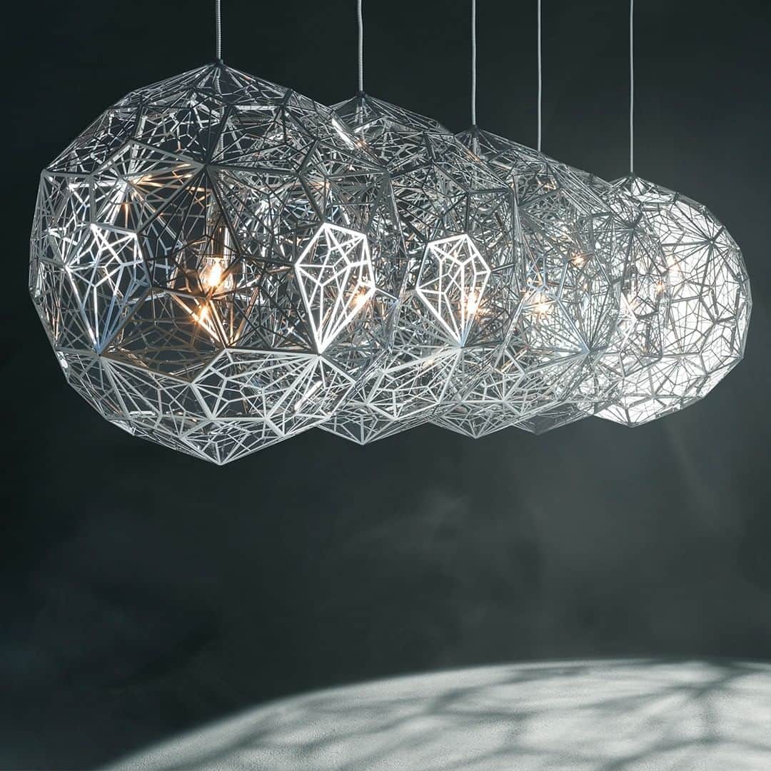 のインスタグラム：「Our geodesic ETCH WEB pendants are formed of finely pierced flat metal sheets tabbed together like Victorian tin toys. Using digital acid etching methods, ETCH WEB is pattered for the effective filtering of light designed to cast an intricate set of shadows. ⁠ ⁠ Explore our selection of stainless steel objects via the link in bio.⁠ ⁠ #tomdixon #tomdixonETCH #stainlesssteel #materials #interior #design #interiordesign #lighting #homedecor #instahome #instainterior #inspiration」