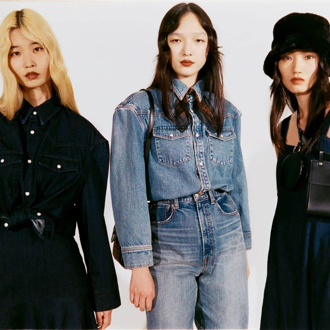 大田由香梨さんのインスタグラム写真 - (大田由香梨Instagram)「MOUSSY 2020FW Look Book ❤︎  Photographer / Tak Sugita (Y s C) Model / Saki Nakashima (TOMORROW TOKYO) , Hazuki Onishi IMAGE) , Yuko Nagata (Holiday) Hair / Keiko Tada (mod's hair) Make Up / Masayo Tsuda (mod's hair)  Art Director / Stylist : Yukari Ota (SLEEPINGTOKYO)  Thanks❤︎ #MOUSSY #ICON #Girls  @moussyofficial #OrganicCottonJEANS #Newcollection」8月21日 23時13分 - otayukari