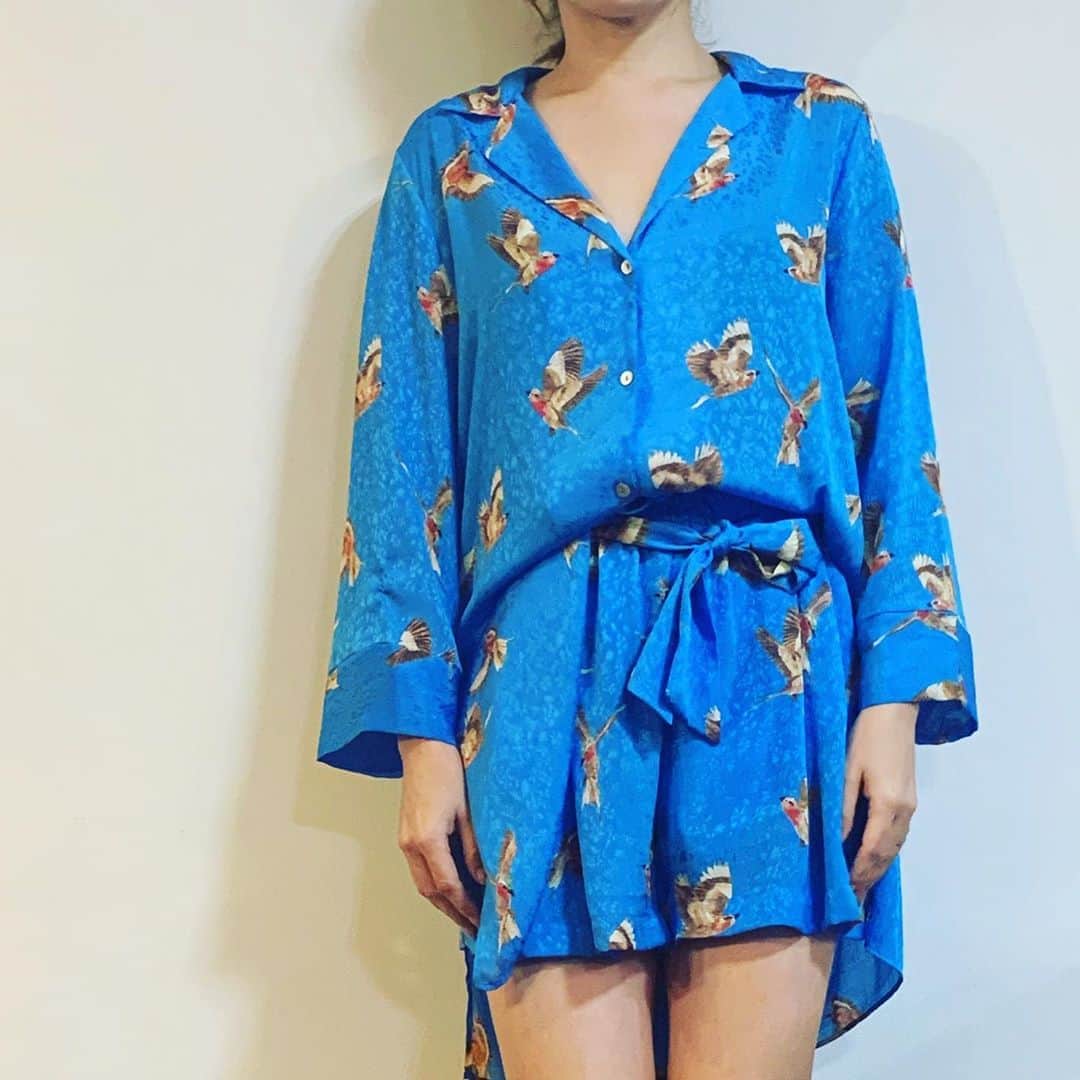 風間ゆみえのインスタグラム：「ZARAの青色」