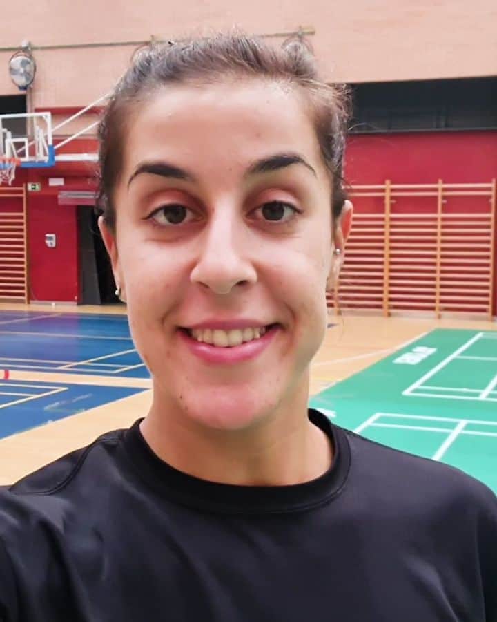 のインスタグラム：「Aunque tenemos otro año, no paramos de entrenar 💪🏸 Si quieres hacerlo como nosotros, mira el vídeo en Super Slow-mo que grabé con mi #GalaxyS20Ultra! 📱⠀ ⠀ Even though we have another year, my training hasn’t stopped 💪🏸 If you want to train like us, watch the Super Slow-mo video I shot with my #GalaxyS20Ultra! 📱⠀ ⠀ @samsungmobile #TeamGalaxy #Samsungmobile #Ambassador #HowTeamGalaxyTrains #WithGalaxy」