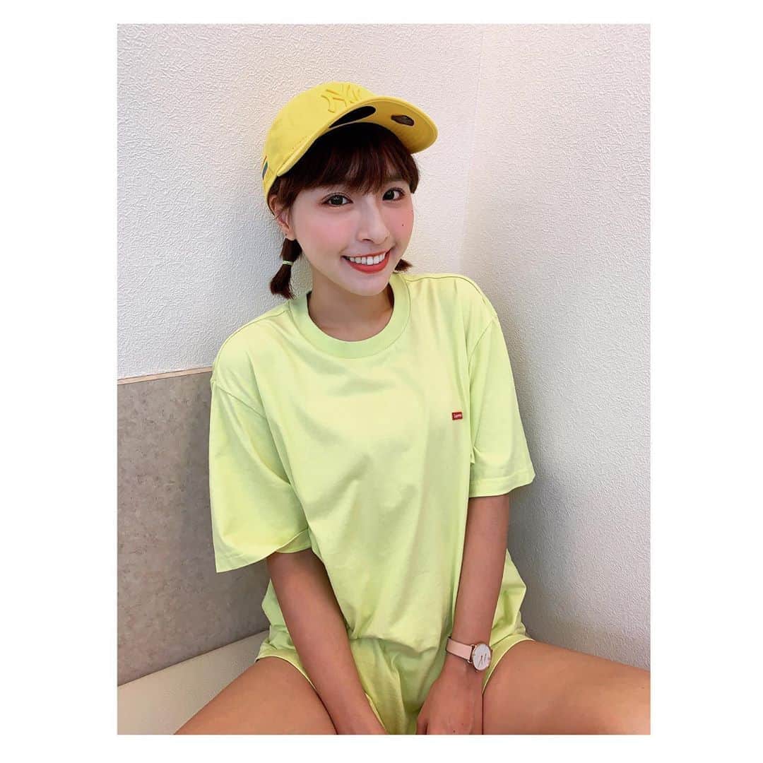 峮峮さんのインスタグラム写真 - (峮峮Instagram)「晚點見⚾️☀️♥️ - 衣帽 @moist_taipei」8月21日 15時32分 - qun_04