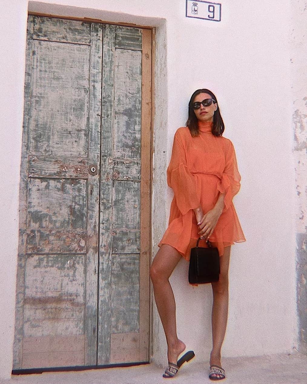 PINKOさんのインスタグラム写真 - (PINKOInstagram)「Spice up your life! Love this shade of orange on @nicolemazzocato, wearing the breeziest dress from the #SS20 collection. #PINKO #PINKOStars」8月21日 15時55分 - pinkoofficial