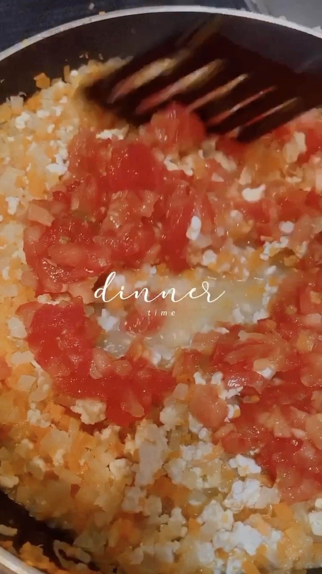 中沢結のインスタグラム：「トマトキーマカレー🐓🍅🥕」