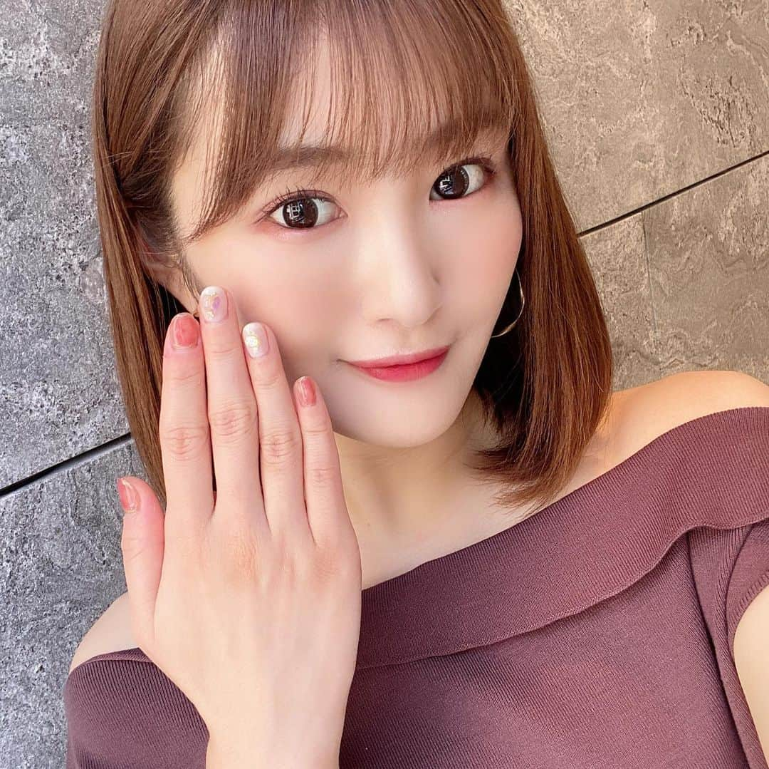 川上礼奈さんのインスタグラム写真 - (川上礼奈Instagram)「. 久しぶりに...🤍 可愛すぎてずっと見ちゃう🥺 ありがとうございました🤍 💅 @chipieee_ebisu」8月21日 15時48分 - kawakami_rena