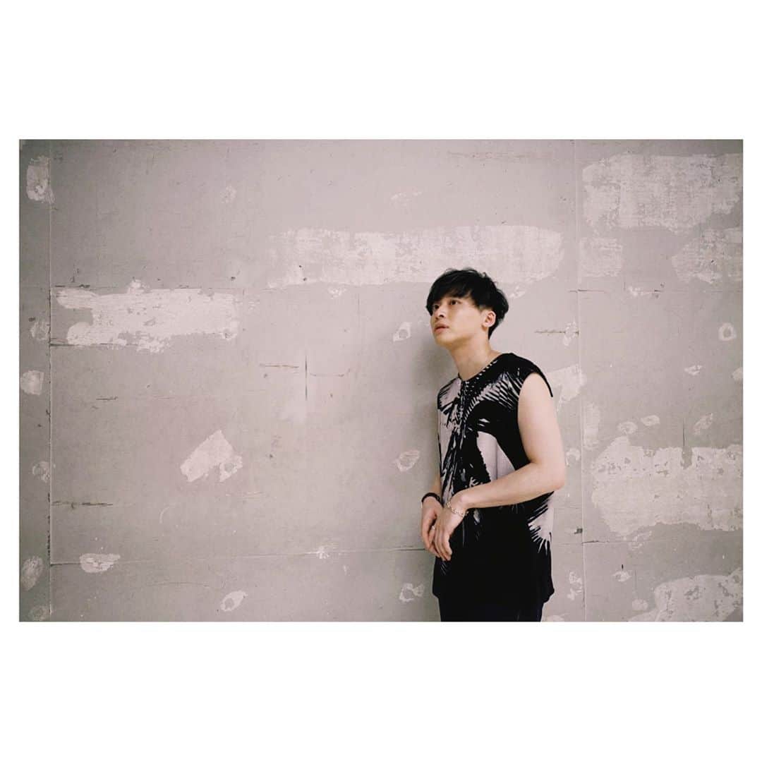 工藤大輝のインスタグラム：「たまにこういう私服も着るですよ。」