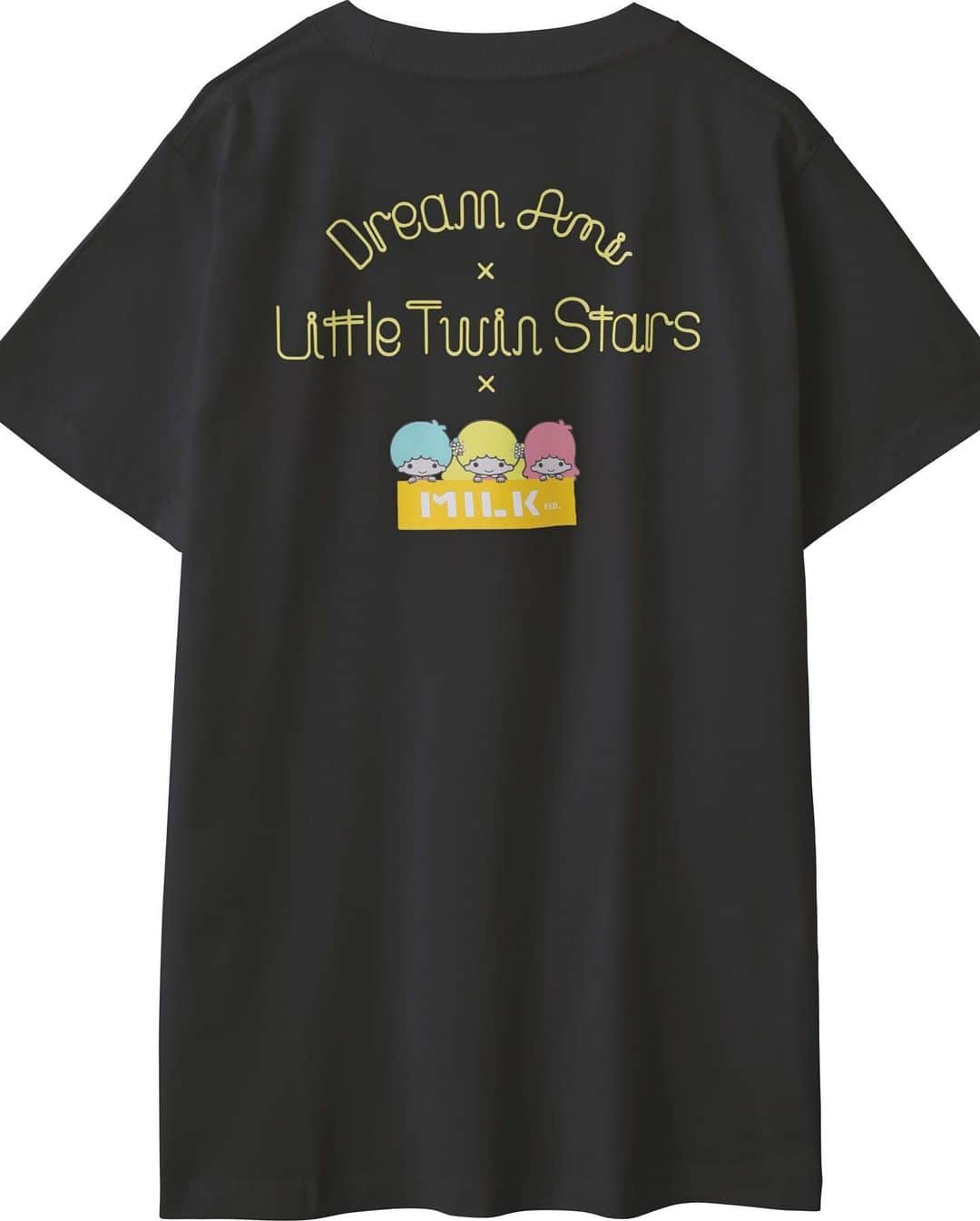 Ami さんのインスタグラム写真 - (Ami Instagram)「「Dream Ami × Little Twin stars」と「MILKFED.」のコラボアイテムが本日から発売スタートになりまし💫  T シャツ(ホワイト/ブラック)、キーチェーン、トートバッグ(全4種)  ＜MILKFED (9 店舗)＞ MILKFED.札幌、MILKFED.原宿、MILKFED.新宿、MILKFED.横浜、MILKFED.名古屋、MILKFED.大阪、 MILKFED.福岡、MILKFED.沖縄、MILKFED.那覇(路面店)  にて販売しています💛  オンライン販売は MILKFED.ZOZOTOWN MILKFED.オフィシャルオンラインストア  からお求めください❣️❣️  TシャツのサイズはMとLで 私はオーバーサイズのTシャツが好きなので、あえてLサイズにして袖をまくってインしていますが、 サラッとワンピースぽくショーパンに合わせてマーチンとかに合わせる定番コーデもマストで可愛いですね🧡  ブラックにはカラーシュシュでポニーテールとかして着たいなーと思ってます‼︎‼︎‼︎  キーホルダーとトートバッグは姪っ子も喜んでくれそう🥰  みなさんもぜひチェックしてみてください🌈🍒💫  #髪の毛ちょっと短くなったの気付くかな？🙄」8月21日 16時18分 - ami_dream05