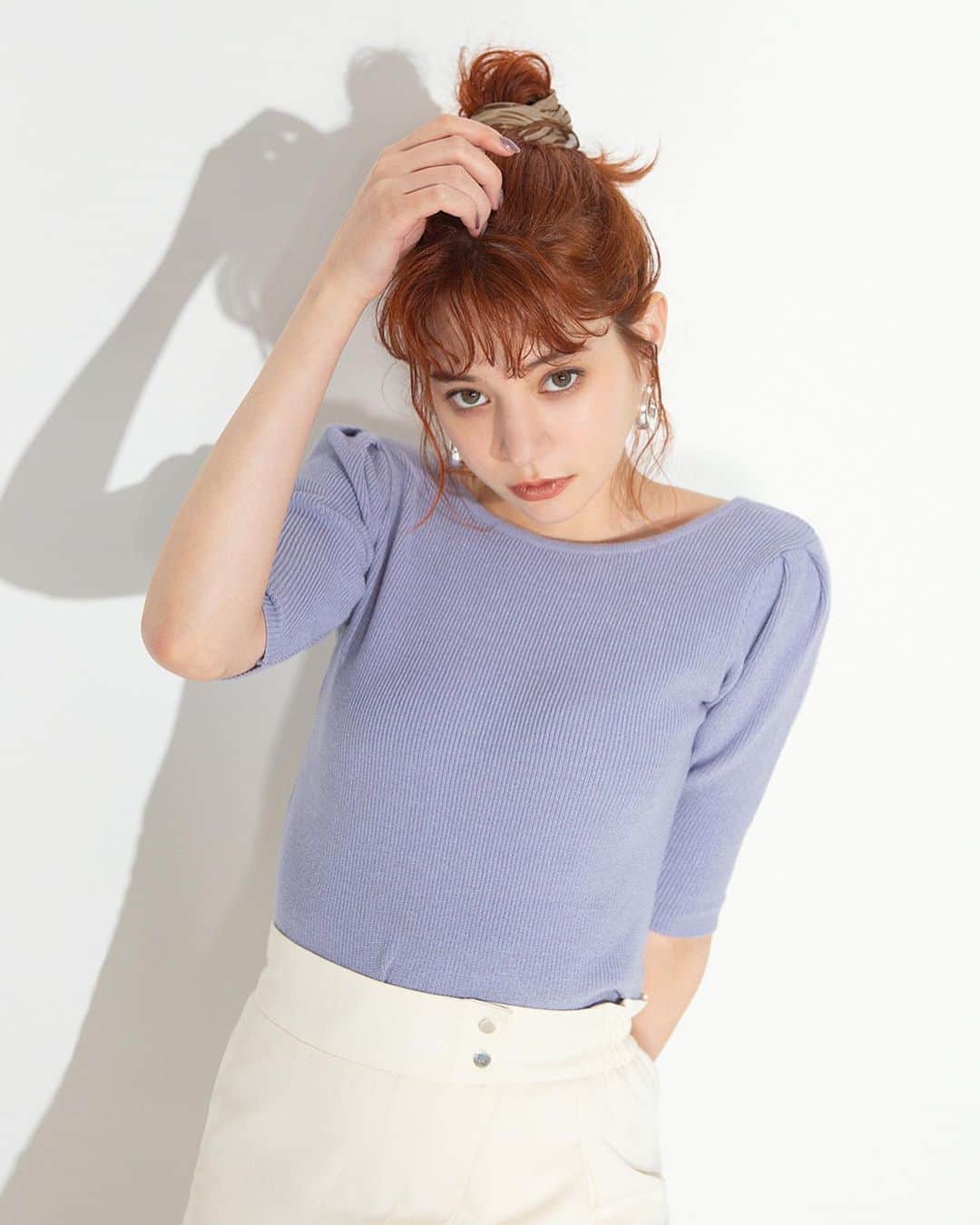 GRLさんのインスタグラム写真 - (GRLInstagram)「【👆画像をタップすると購入できるよ👆】 瑛茉ジャスミンさん着用 @emmajasmine12345 #瑛茉ジャスミン #outfit #ootd #outfitoftheday #girl #girls #fashion #coordinate #followme #オフショット #コーデ #コーディネート #grl #グレイル #プチプラ #ファストファッション #通販 #通販サイト #ハイネックニット #バックコンシャス #ハイウエスト #おうち時間 #おうちコーデ」8月21日 18時07分 - grl_official