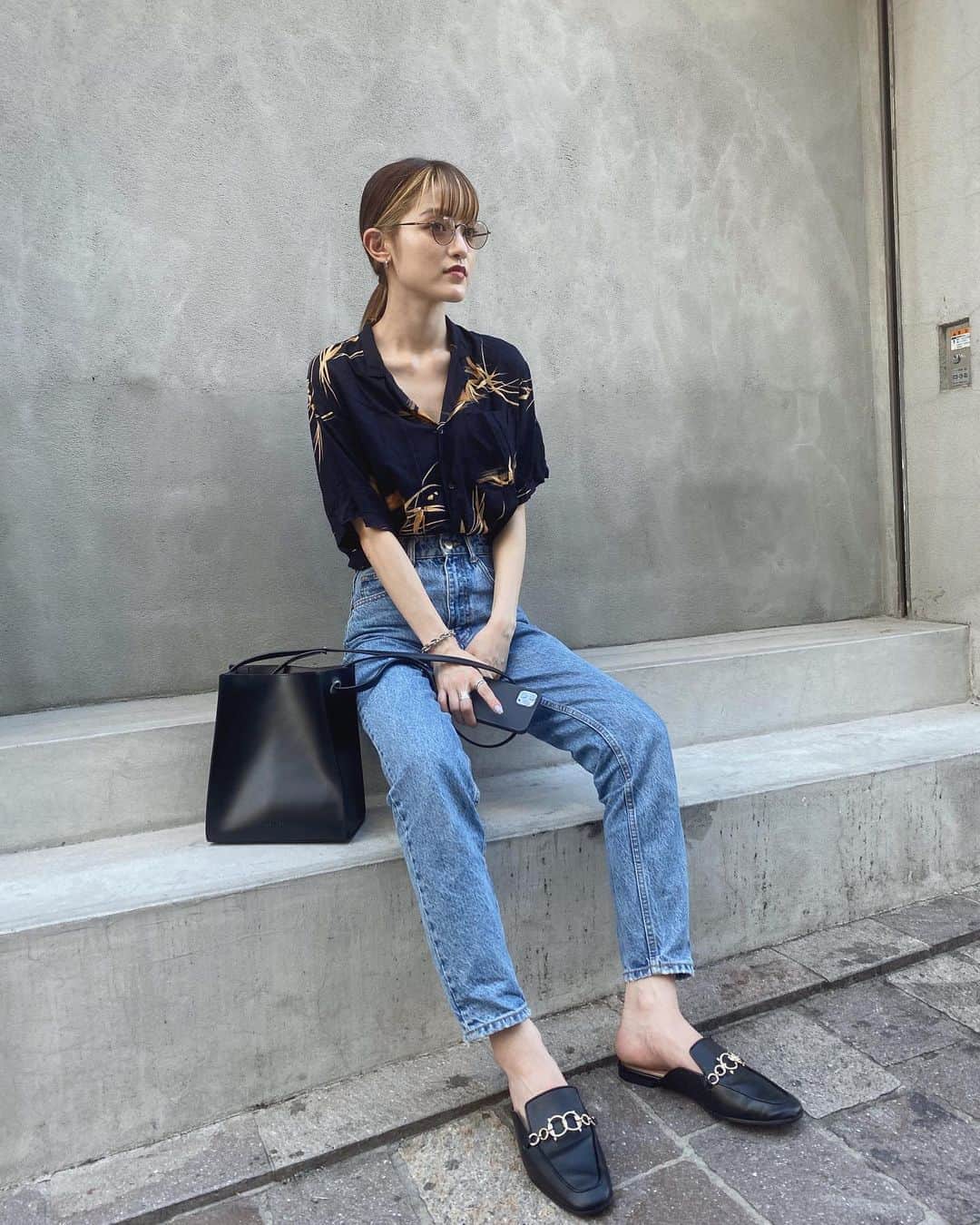 のインスタグラム：「今日も暑かったねぇー🌞 . . #zara #古着」