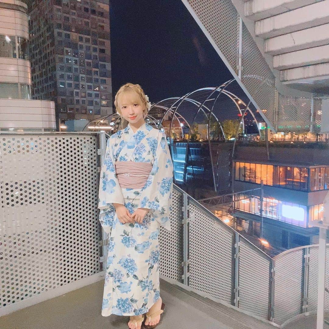 東城陽奏のインスタグラム：「ばんわ☺️😦👘 . . . #浴衣#浴衣女子#japan#instagood#夏 #ootd#instafashion」