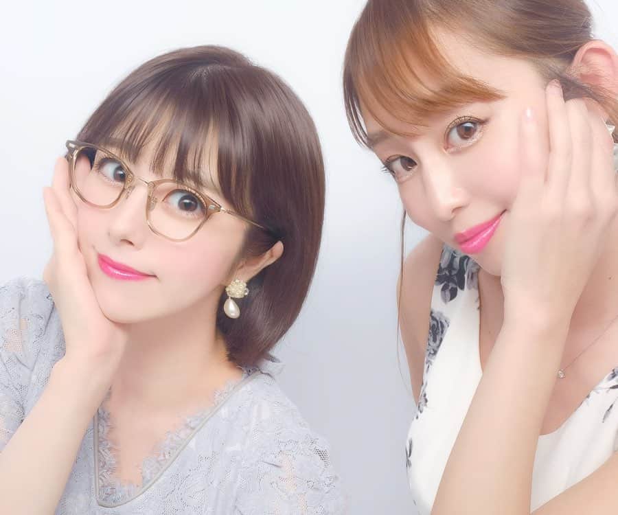森山るりのインスタグラム：「. ミッドナイト競輪ありがとうございました✨ シャトーアベマにプリクラがあったので、 オンエア終わりに塩地さんと🥳 今日もたっくさん笑った3時間でした〜〜！ 気になる方はアーカイブで🙌🏻 ワンピース @mischmasch_official  #abematv #プリクラ」