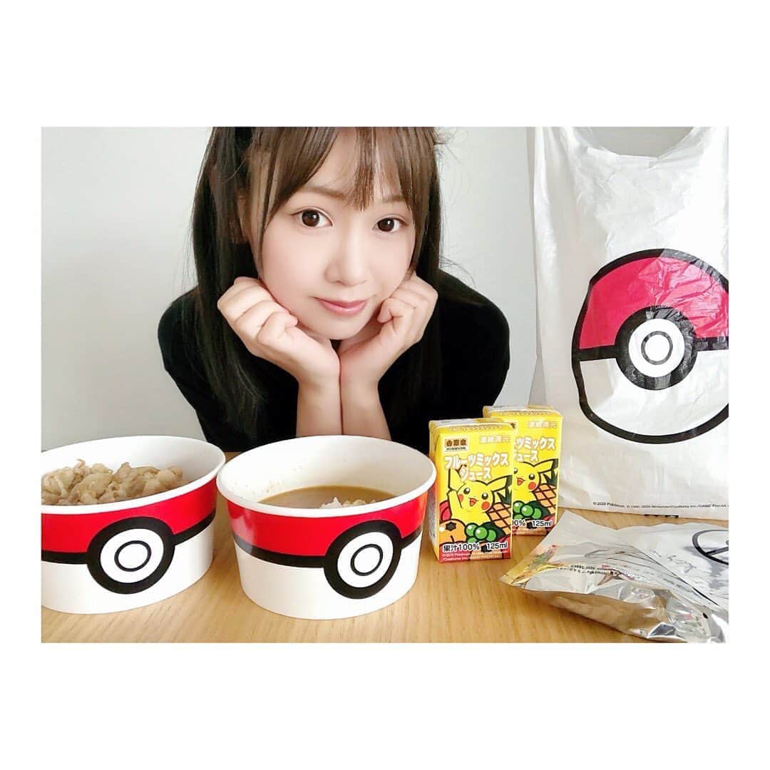 小河結香のインスタグラム：「ポケモン世代の私にとっては ポケモン=青春💖 大人になってアニメとか見なくなったなぁ なんて言わずに見てみて❣️ 1話から全部見て来たけど 大人になっても面白いわよ😍 ゲームはまだ出来てないけど 今放送中のアニメはとりあえずOPが最高✨ さすがまふまふ様👏 #ポケ盛り #吉野家 #吉牛 #肉食女子 #ポケモン世代 #とある日のランチ」