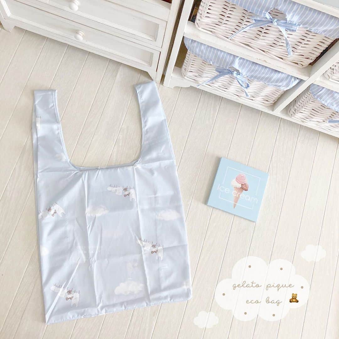 SUCLEさんのインスタグラム写真 - (SUCLEInstagram)「#エコバッグ  ビニール袋が有料になった今 様々な種類のエコバッグが大人気🕊  ぜひ自分好みのエコバッグを 持ち歩いてみて下さいね🥰💭  ﻿ @sucle_ では紹介する写真を募集中👧🏻 タグ付けやハッシュタグをつけてくれた投稿からもピックアップした写真をリポストしています！﻿ #sucle をつける か このアカウントをタグ付けして投稿してね📸﻿  #エコバッグ#エコバッグマニア #エコバッグ作り #エコバック #エコバッグ大好き #エコバッグ持参 #バッグ #バッグ #ジェラートピケ #ジェラピケ #ジェラピケエコバッグ #エコ #エコバッグ作り #エコバッグコレクション #エコバッグ好き #エコバッグコレクション #エコバッグ販売 #エコバッグ可愛い #手持ちバッグ #手持ちバック #バッグ好き  ﻿」8月21日 19時01分 - sucle_