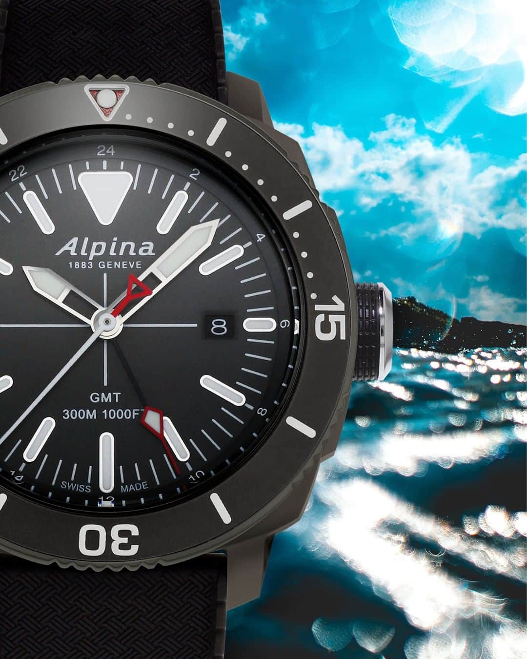 Alpina Watches Japanさんのインスタグラム写真 - (Alpina Watches JapanInstagram)「プロダイバー仕様の優れた防水機能で夏のアクティビティを存分に堪能 ㅤㅤㅤㅤㅤㅤㅤㅤㅤㅤㅤㅤㅤㅤㅤㅤㅤㅤㅤㅤㅤㅤㅤㅤㅤㅤ マリンスポーツや水辺のレジャーへの期待が高まるこの季節、水に強い時計が頼もしい相棒に。プロも太鼓判を押す30気圧防水のダイバーズウォッチなら、夏のアウトドアを思い切り楽しめます。蒸れにくく肌当たりのやわらかなラバーストラップでつけ心地にもこだわって。GMTや日付表示など使い勝手のいい機能もしっかり搭載。 ㅤㅤㅤㅤㅤㅤㅤㅤㅤㅤㅤㅤㅤㅤㅤㅤㅤㅤㅤㅤㅤㅤㅤㅤㅤㅤ 《シーストロング ダイバー300 GMT》 AL-247LGG4TV6 ¥80,000+tax クォーツ、30気圧防水、ラバーストラップ . . . . . . #Alpina #AlpinaWatchesJapan #swissmade #swisswatch #watch #wristwatch #sportwatch #outdoor #seastrong #diver #GMT #アルピナ #アルピナウォッチ #スイス時計 #時計 #腕時計 #スポーツウォッチ #アウトドア #シーストロング #ダイバー」8月21日 19時02分 - alpinawatchesjapan