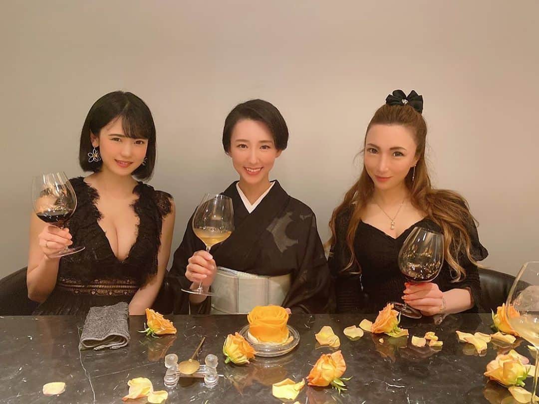 DJ MELのグルメインスタ