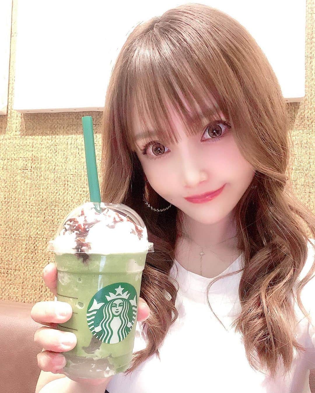 宇佐美あいりのグルメインスタ