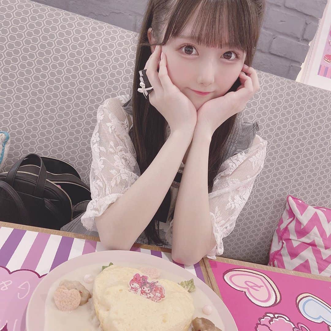 山本あこのインスタグラム：「ちっちゃい頃からクロミさんがすきです  #スリジエ #山本あこ」