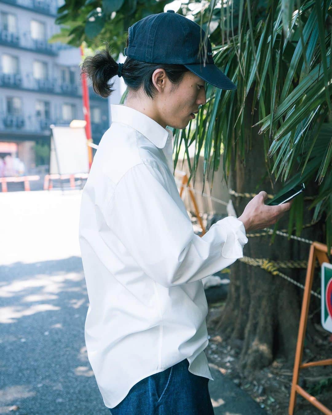 yukiのインスタグラム：「Dress Utility Shirt シャツよりキャップのエイジングに目をとられてしまいますね。」