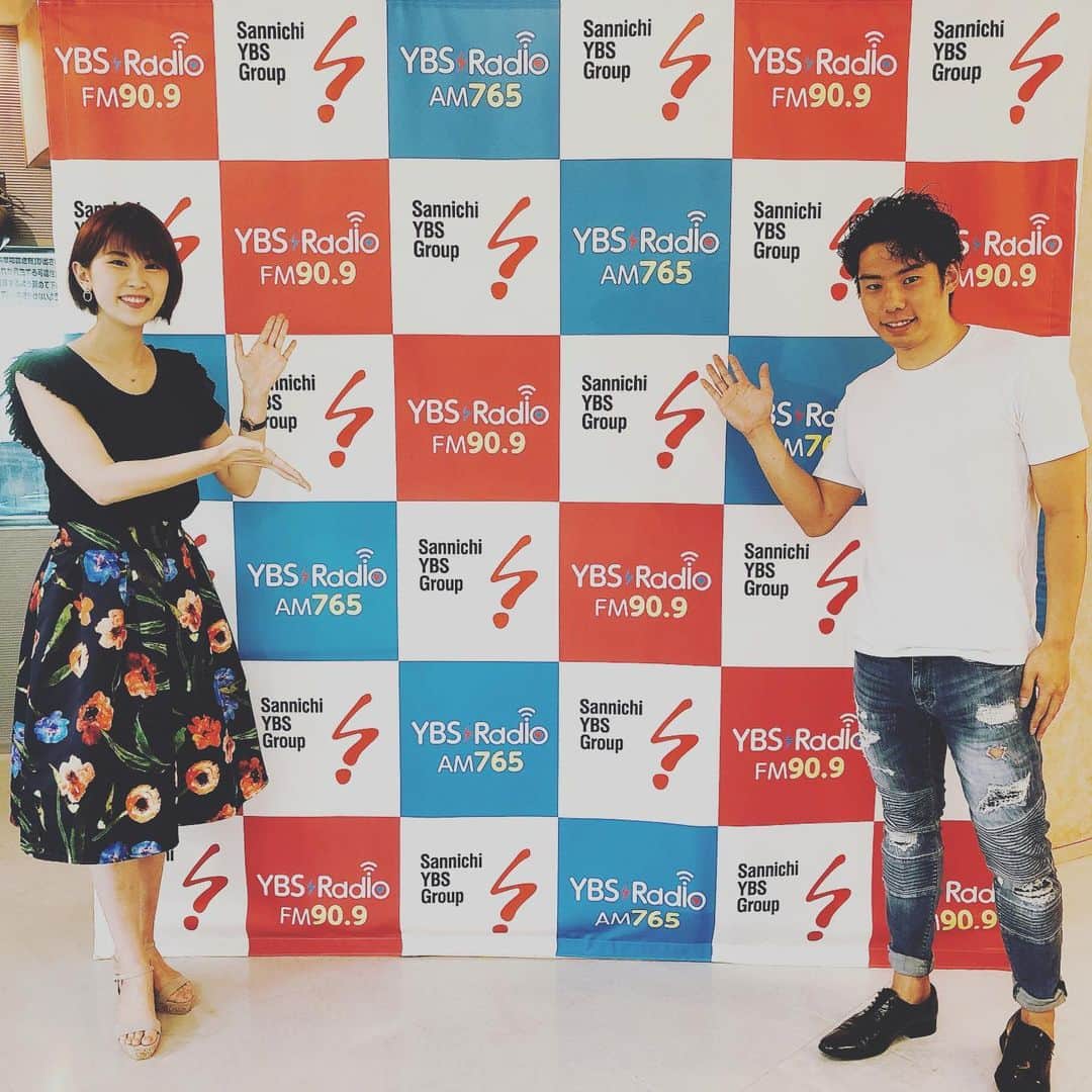 のインスタグラム：「山梨のラジオに出演させてもらいました😊 初めての経験でしたが とても楽しく終わることができました！  #ブルーアース #ラジオ」