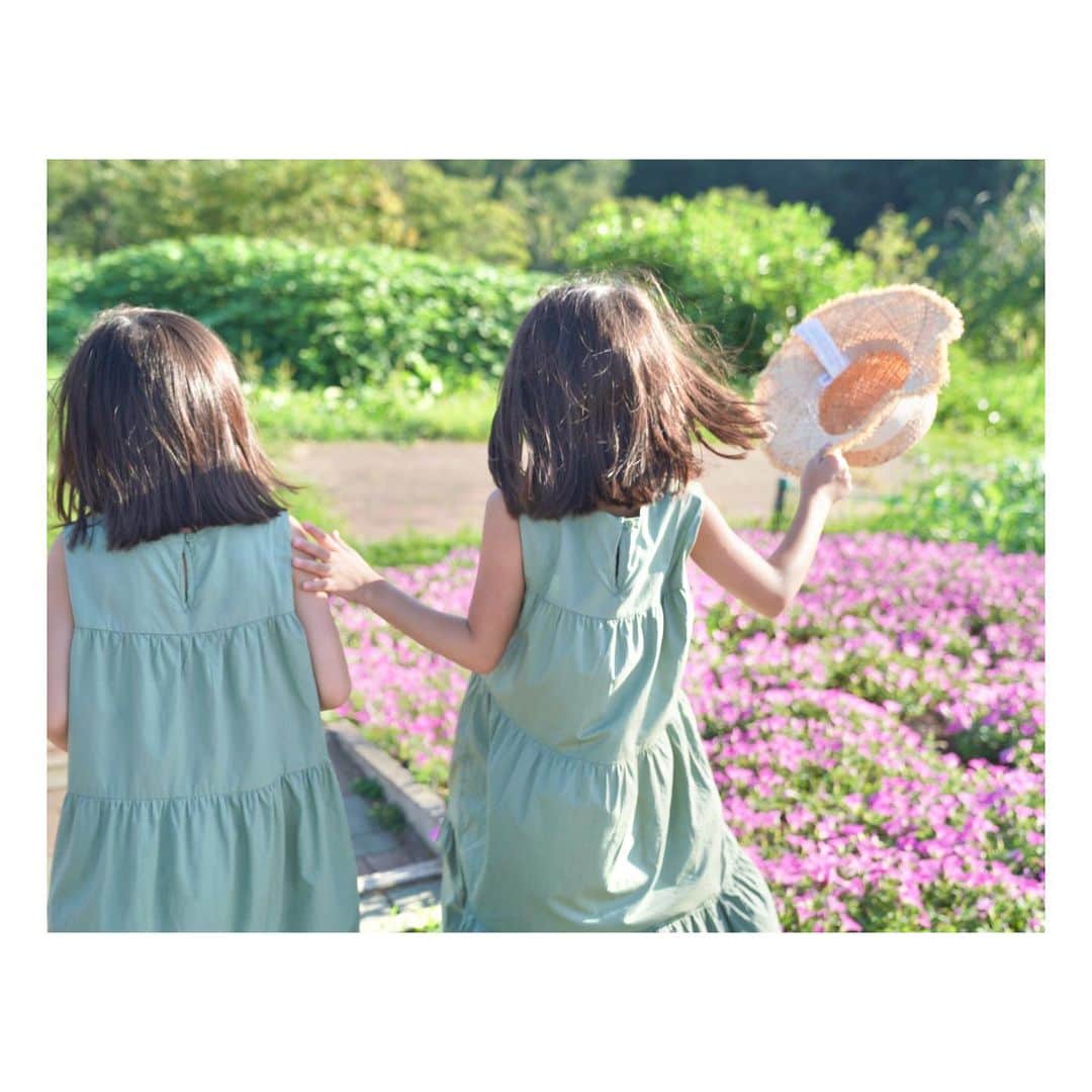 Yukiさんのインスタグラム写真 - (YukiInstagram)「ペチュニアのお花がすっごくきれいでした✨  ボブにしたらお気に入りすぎて、手入れも楽で しばらくは伸ばせないかもー☺️💕  三女は気に入って髪を触ることが増えた😂💕w  また時間を作ってお出かけしたいなぁ(o^^o)」8月21日 22時31分 - yukikuu96