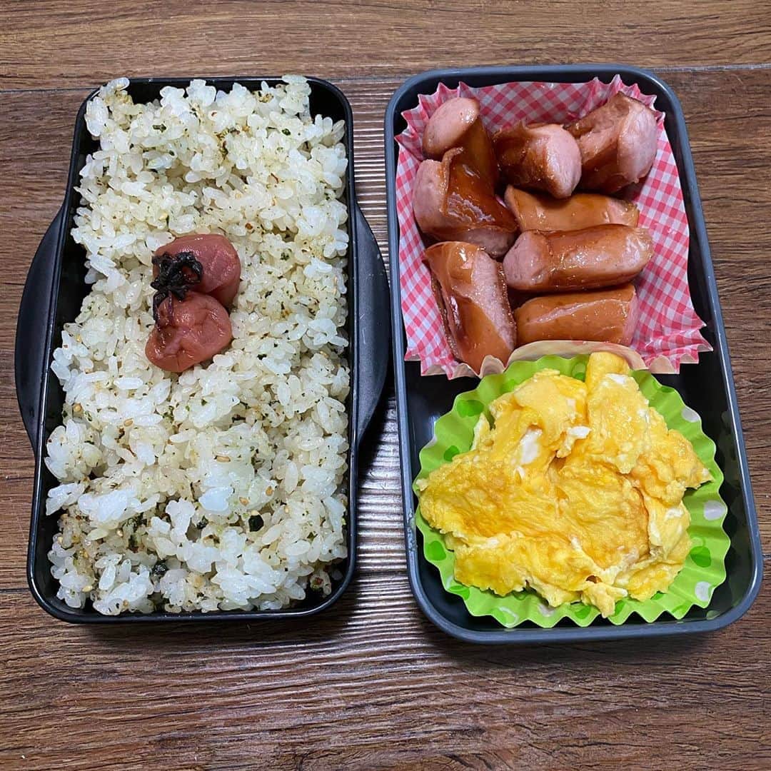 小田幸平のインスタグラム：「今日は高知ファイティングドッグスと高知球場で試合⚾️暑いけど🥵頑張ります💦手抜き弁当です🍱#愛媛マンダリンパイレーツ#高知ファイティングドッグス#高知球場#四国アイランドリーグplus#中日ドラゴンズ#読売ジャイアンツ#はげch#バス移動#弁当」