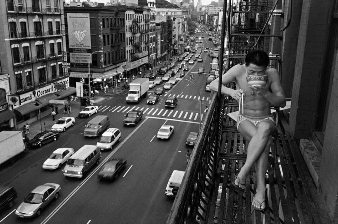 thephotosocietyさんのインスタグラム写真 - (thephotosocietyInstagram)「Photo by @chien_chi_chang  Chinatown, New York, 1998. Humans need to hold hope in their hands. This man was willing to live in poverty, in hopes of prosperity—to sacrifice his immediate happiness in order to realize the dream of giving his children a better life. It has been two decades since I took this photo in New York's Chinatown, as part of an ongoing project about immigrants. A few years later, this man was able to bring his family to New York, and today they are living the American dream. He is now a grandfather! But is economic prosperity worth the social cost? Perhaps the answers to such questions can be found in the lives of the people left behind in China, and in those of the second and third generations who are growing up in the United States. Look at them and listen to their voices. You may not understand their language, but you can feel their longing. #MagnumPhotos」8月22日 1時17分 - thephotosociety