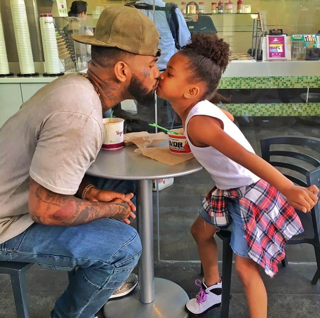 ゲームのインスタグラム：「Woke up today & officially I don’t have anymore baby’s.... my daughter is 10 years old 😱.... I would ask where did the time go, but I’ve literally spent every second of your life loving you & cherishing every moment. You are the true meaning of LOVE for me. I did not know the feeling before you were born & can’t even remember how life was before you. My twin...... the absolute most perfect person in the world to me is growing on me. Wow Cali.... you are becoming such a beautiful young woman right before my eyes & although I miss you being little & needing my help for every little thing.... I appreciate the independent young lady you are becoming. You are my everything & trust me, God knows that there is no life of mine worth living without you in it. You make me soooooo happy. Just the thought of you puts the biggest smile on my face & if I think deep enough about your love, tears gang up on me lol... Watching you grow has been very joyful & I don’t know when you skipped from wanting Van’s to daddy daddy daddy can I get the “Dior Jordan’s” 🤣🤣🤣 but one here to make all of your wishes & dreams reality.... Happy Birthday “California Dream”.... sincerely, your BIGGEST FAN - Daddy. Or “Dad” as you’ve all of a sudden start calling 😢. Everyone go to my baby’s page, @littlemisscali hit that FOLLOW button & wish her a Happy 10th Birthday 🥳🥳🥳」