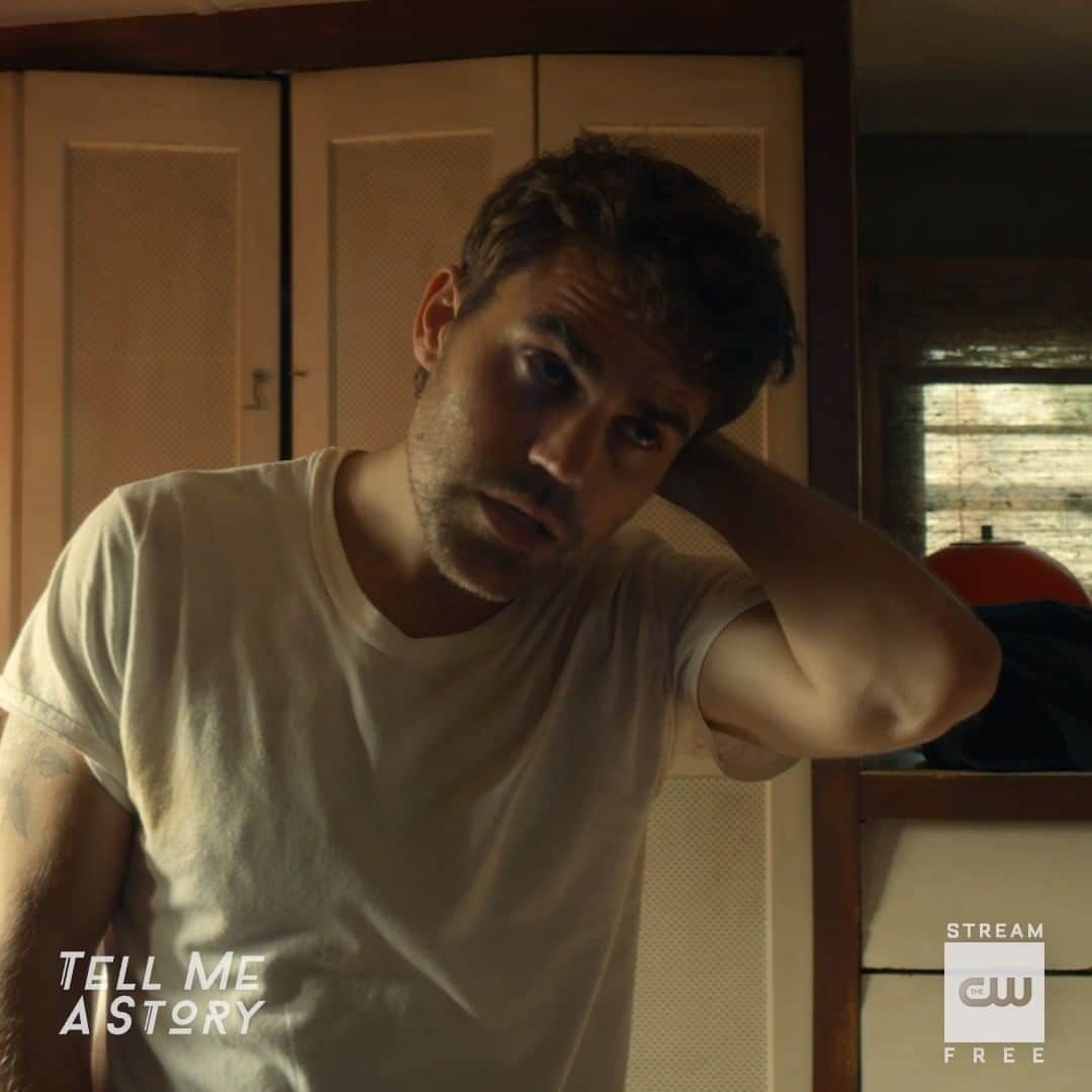 ヴァンパイア・ダイアリーズのインスタグラム：「He's missing something. Stream a new episode of @tellmeastorycw free only on The CW, link in bio. #TellMeAStory」