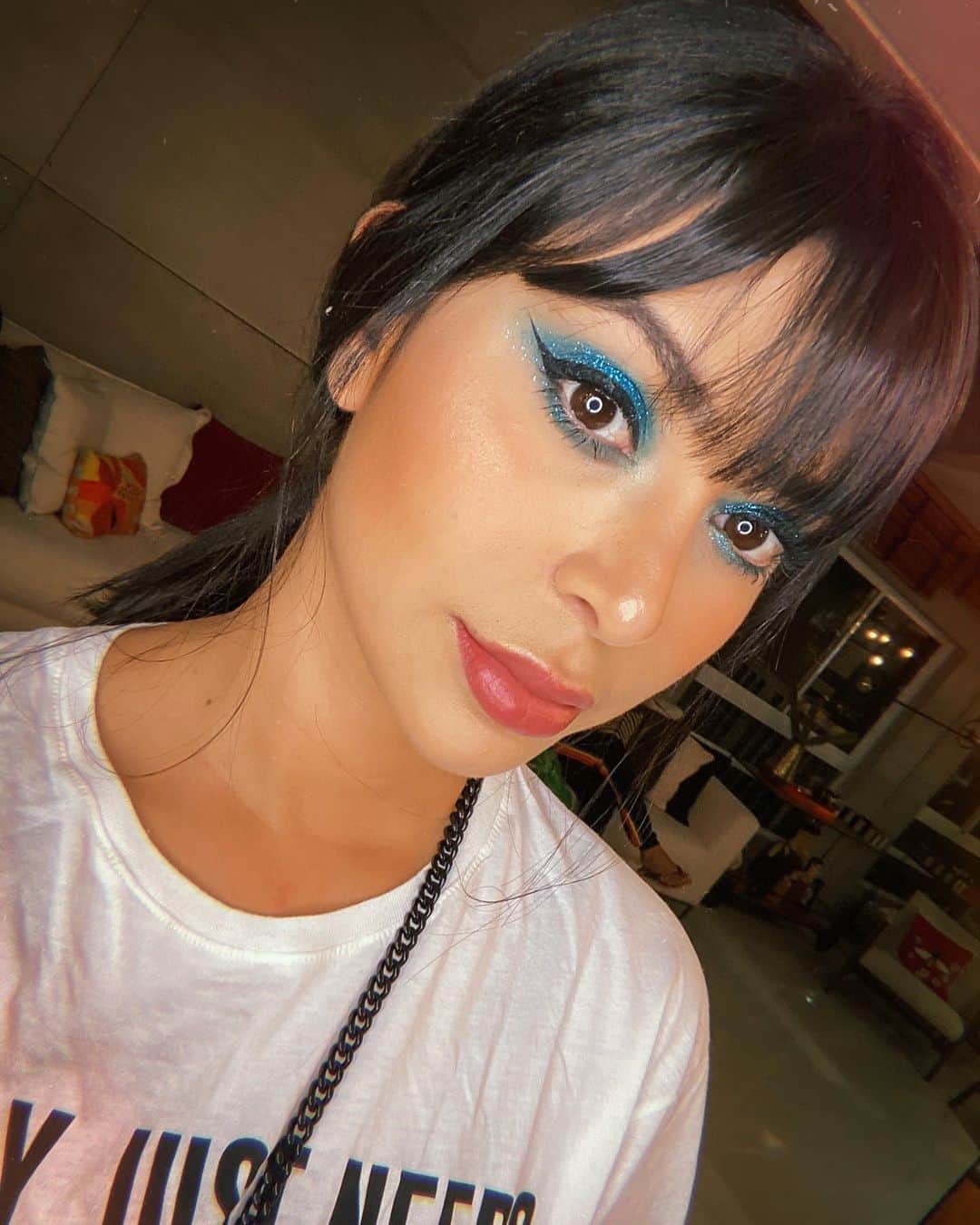 Gabriela Salesのインスタグラム：「Makezinha aleatória da live aleatória de hoje ❤️」
