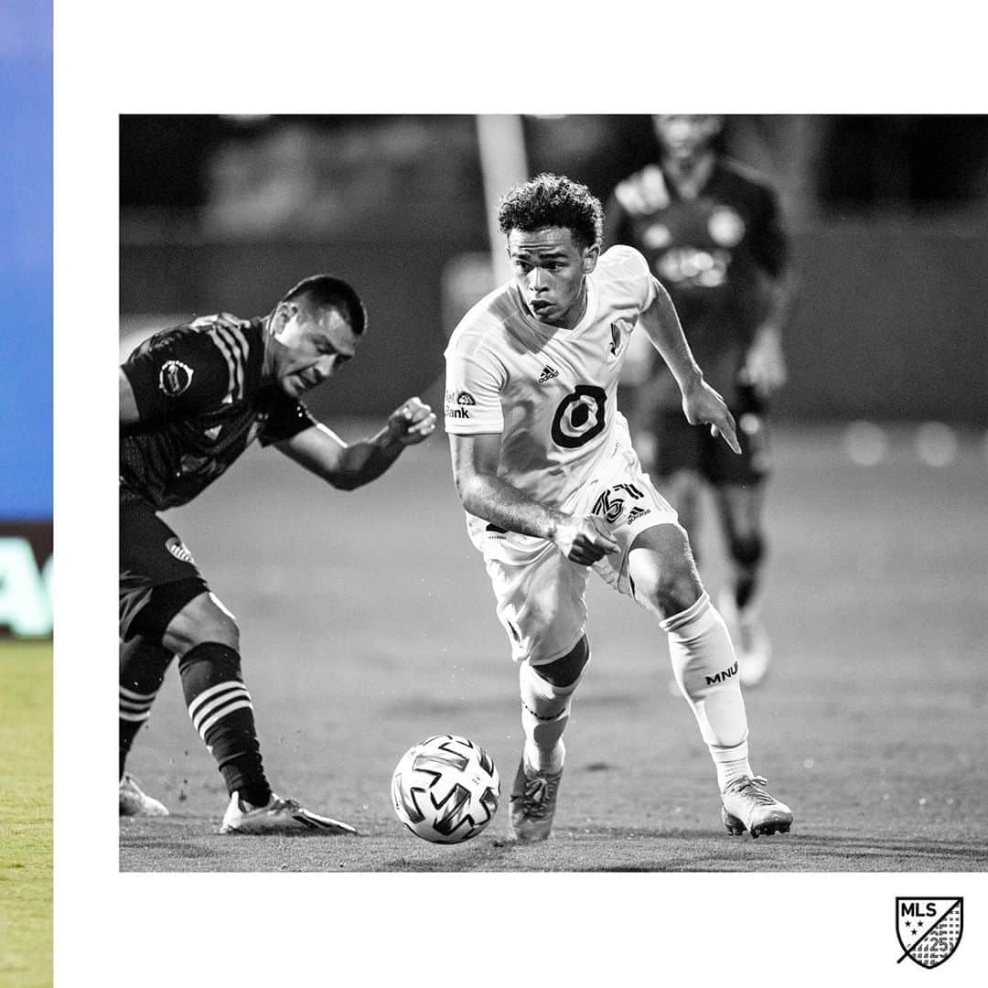 Major League Soccerさんのインスタグラム写真 - (Major League SoccerInstagram)「The top two teams in the West battle it out tonight! @mnufc or @sportingkc: Who ya got?」8月22日 4時30分 - mls