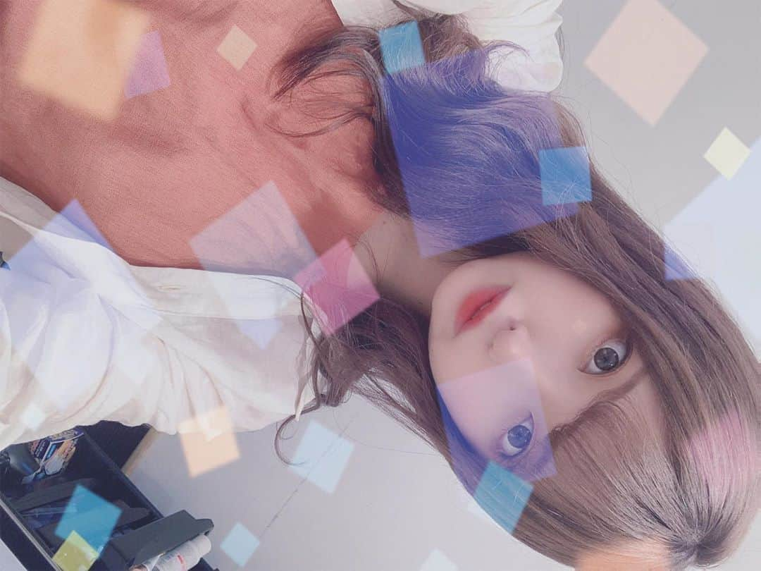 モ。ちゃんのインスタグラム：「だからぎゅっとしていてね  . #nowplaying #ギブス #椎名林檎  #newhair #原宿  #月額制ヘッドスパ #ゆるふわ巻き #テラコッタメイク #自撮り #selfie #カラコン #makeup #natural #japanesegirl #instapic #selfie #女子力 #グラドル自画撮り部  #ミスid #instapic #instaphoto #japanesegirl #followforfollowback #l4l #팔로우환영  #셀카그램 #フォロー希望」