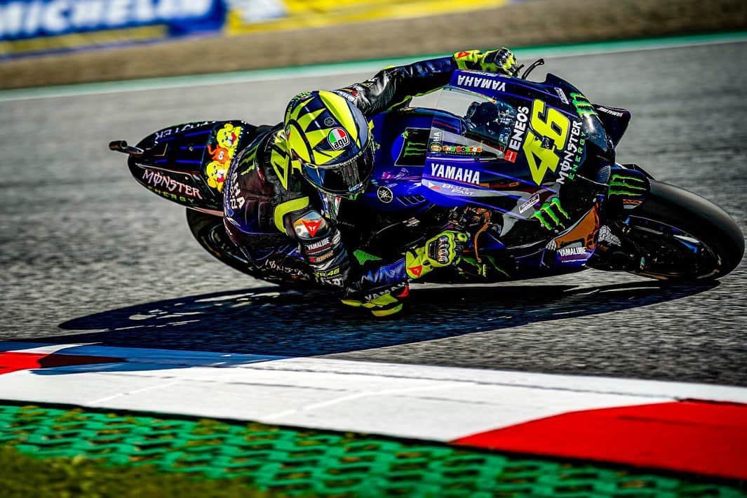 バレンティーノ・ロッシのインスタグラム：「Red Bull Ring,Austria Friday,free practice 📸 @falex79」