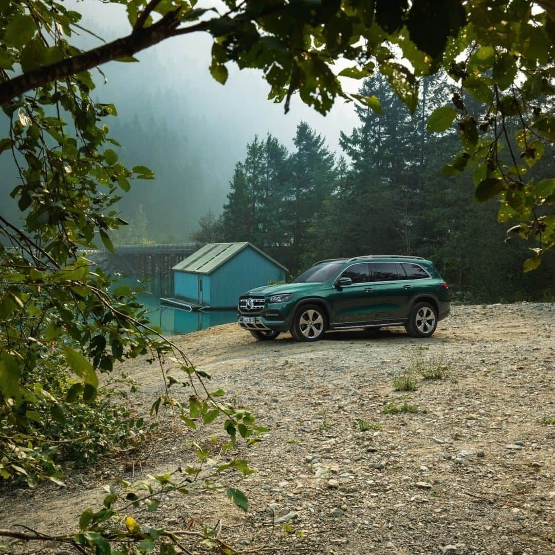 Mercedes-Benz Thailandさんのインスタグラム写真 - (Mercedes-Benz ThailandInstagram)「In life it’s not where you go, it’s who you travel with. ​ Experience the spaciousness of the GLS and fill your journey with spectacular memories.​  Makes the best of every ground 🏕️​  #TheOnlyKindOfStrengthThatCounts ​ #GLS #MercedesBenzSUVRange ​ #MercedesBenz #MercedesBenzThailand」8月22日 17時23分 - mercedesbenzthailand