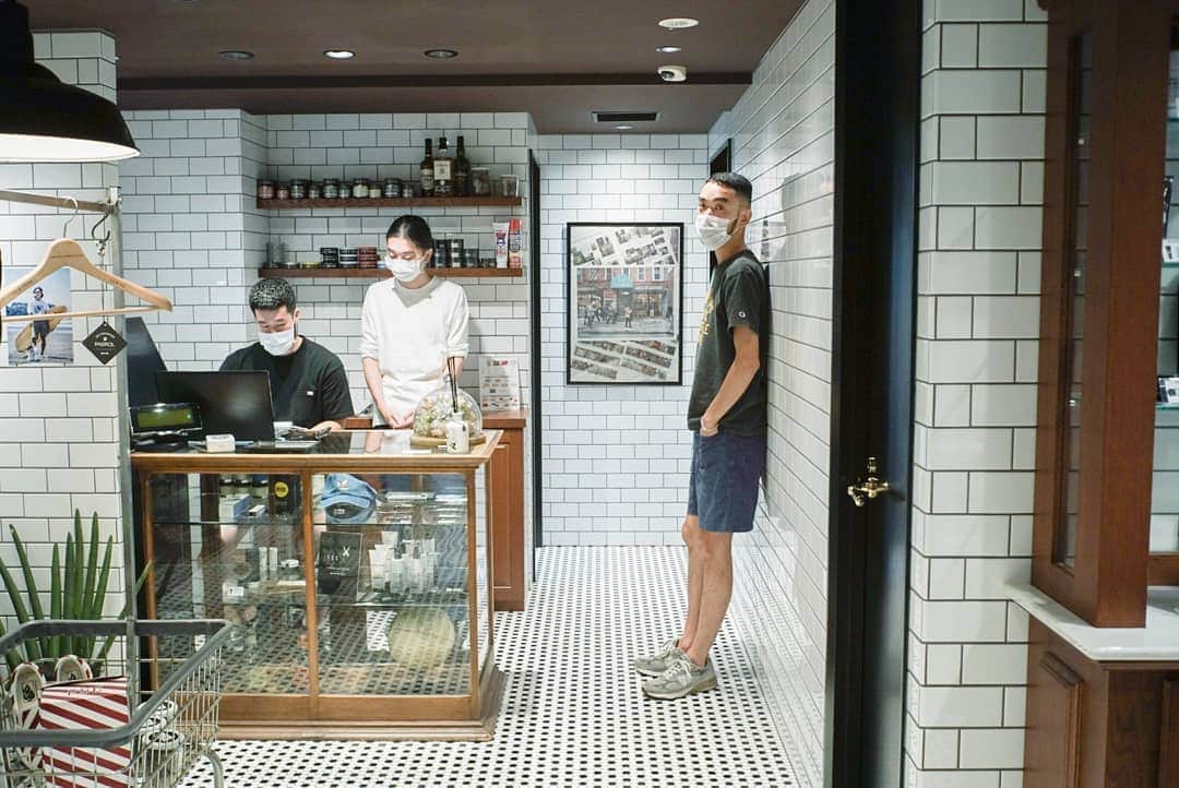 のインスタグラム：「FREEMANS SPORTING CLUB - FUTAKO BARBER💈﻿  ﻿ #freemanssportingclub ﻿ #barbershop﻿ #barber﻿ #mensgrooming #二子玉川」