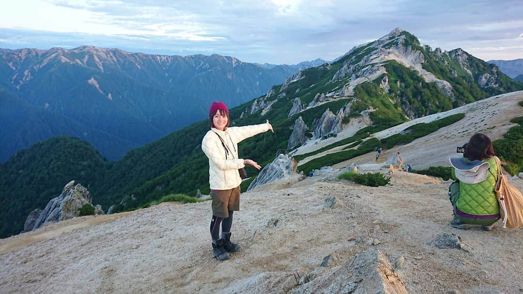 桜花さんのインスタグラム写真 - (桜花Instagram)「おはようございマウンテン🗻🌷  燕岳の朝です✨ これは昨年ですが  今年も計画中です🍀 天候よいといいな＼(^^)／  本日も水分とってまいりましょう🗻✨  #おはようございマウンテン #おはよう  #山  #山の朝 #goodmorning #mountain  #mountains」8月22日 10時02分 - mountainohka