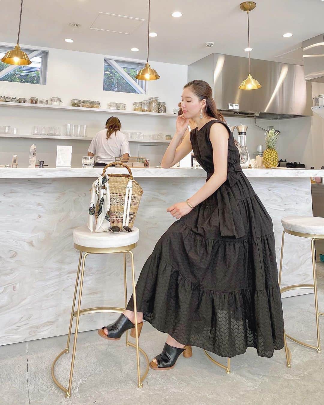 のインスタグラム：「#momoka_fashion 💛」