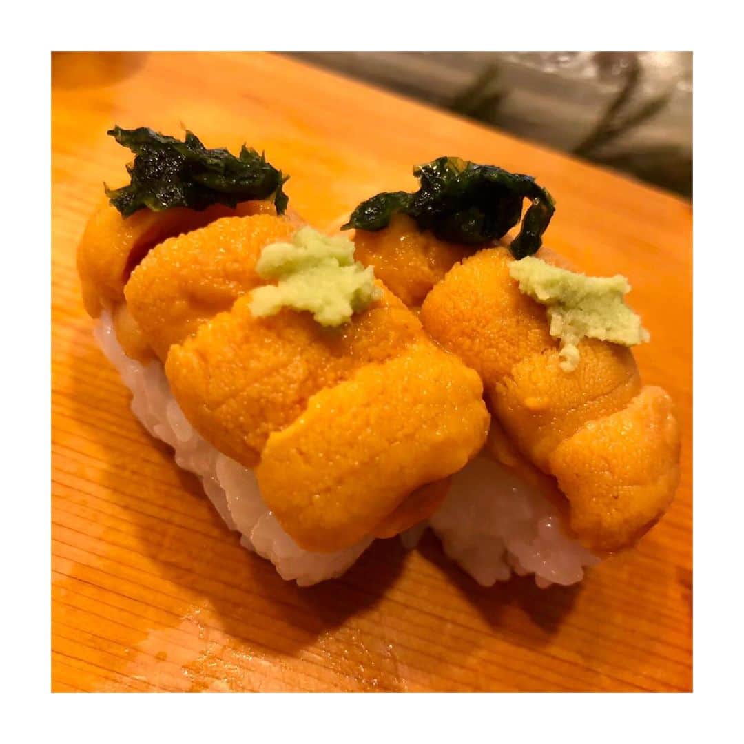 のインスタグラム：「.最近の衣装たち💁‍♀️﻿ ﻿ 毎日暑いですが、皆さん夏バテになってませんか？💦﻿ 衣装も、ワンピースや涼やかな色の物が多くなりますね👗🍉﻿ ﻿ ﻿ うに、大好きなんです❤️﻿ また食べに行きたいなぁ…🍣🤤﻿ ﻿ うにをお取り寄せしようかもうずっっっっっと悩んでいます。﻿ 時期が終わってしまうから、そろそろタイムリミットが迫っています🤔﻿ ﻿ #あさトク #衣装 #ワンピース #白シャツ #スカート #うに #大好物 #思い出写真 #love #summer #sushi #miyazaki﻿」