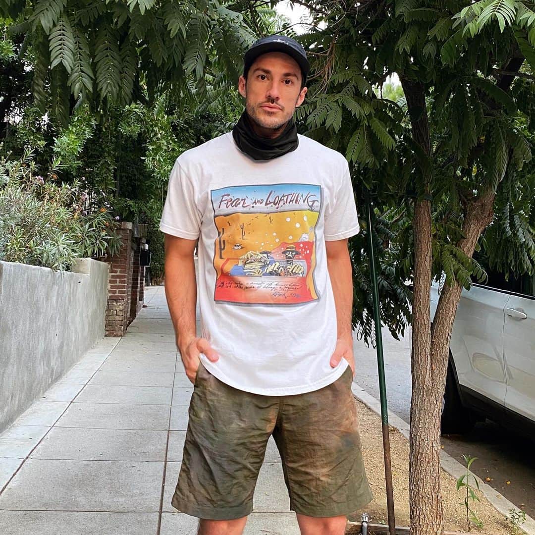 マイケル・トレヴィーノのインスタグラム：「what would Hunter S. Thompson say about 2020?」