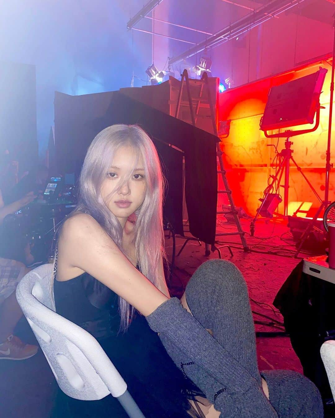 ロゼさんのインスタグラム写真 - (ロゼInstagram)「Some photo’s I missed from HYLT 🦢🤍  But who’s ready for icecream?」8月22日 12時30分 - roses_are_rosie