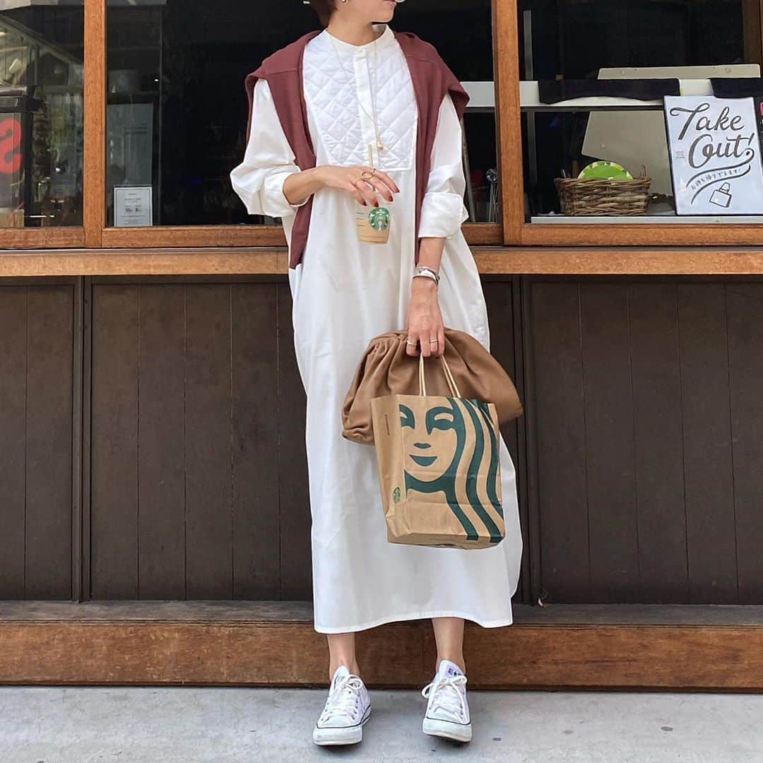 美生のインスタグラム：「#Friday﻿ ﻿ ﻿ 怒涛の１週間が終わり﻿ あっという間に週末。﻿ ﻿ 今週は﻿ ドノバンの秋もんで乗り切りました♡﻿ ﻿ コーデの写真﻿ 溜まりまくってるので﻿ 徐々にupさせてください♡﻿ ﻿」