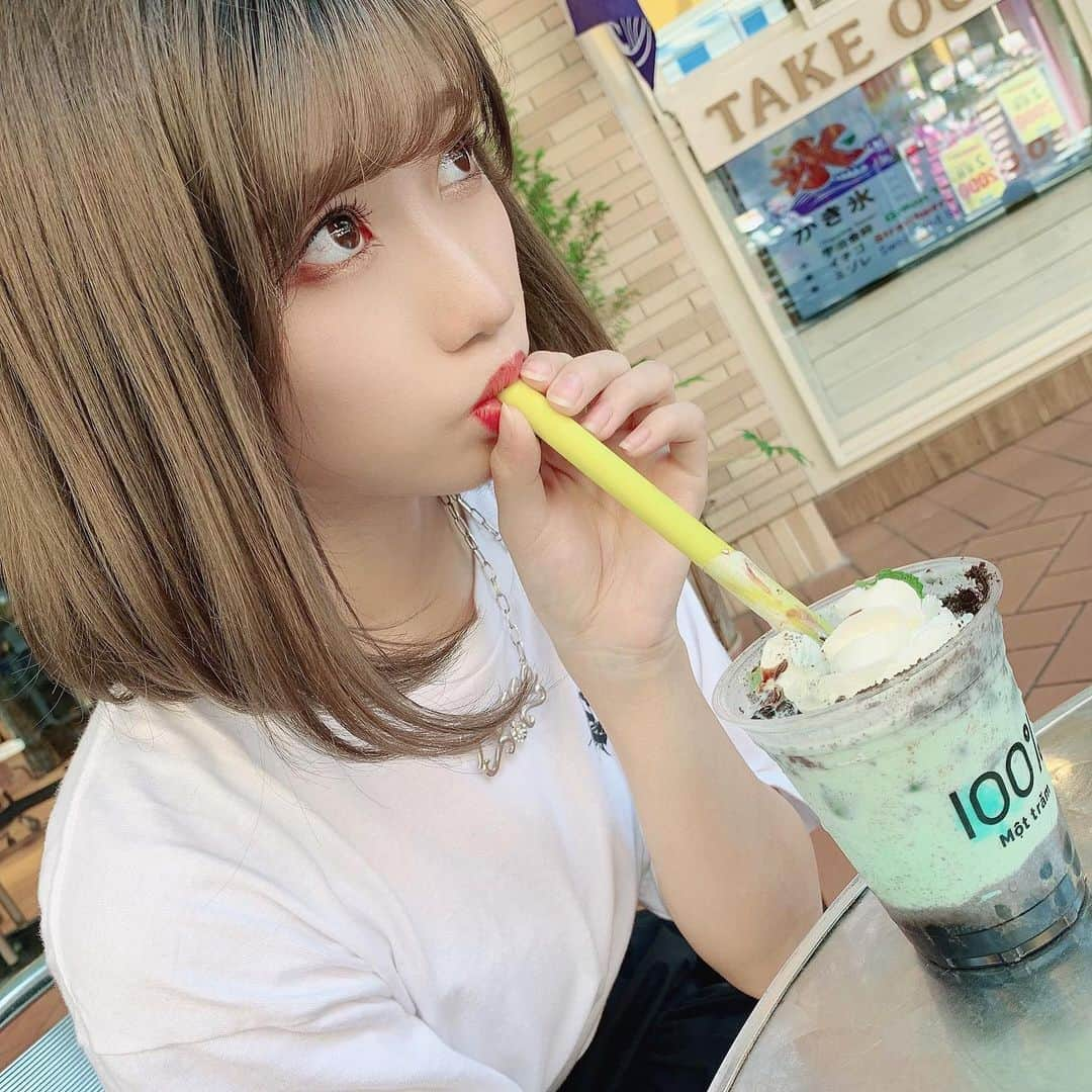 菖蒲まりんさんのインスタグラム写真 - (菖蒲まりんInstagram)「.﻿ ✧ ﻿ ﻿ ありえんボサみが深い＾＾﻿ ﻿ ﻿ .﻿ ﻿ #モッチャム #mottram #チョコミント #タピオカ #うしくろくん #chocolate #mint #チョコミン党 #chocolatemint #茶屋町 #梅田#菖蒲まりん#NMB48 ﻿ ﻿ ﻿ .﻿ ✧」8月22日 13時26分 - marin_nonfic