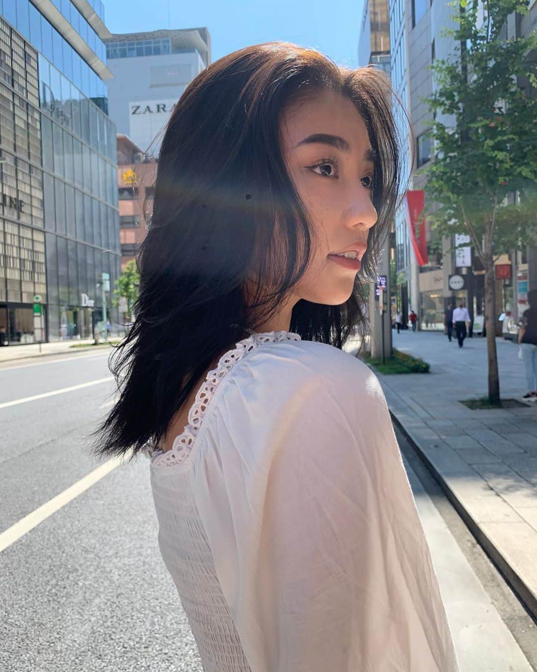 松本優のインスタグラム：「. . Hair color いつも @ayato_i_am さん😉💚 . . #haircolor#style#shima#松優#松本優」